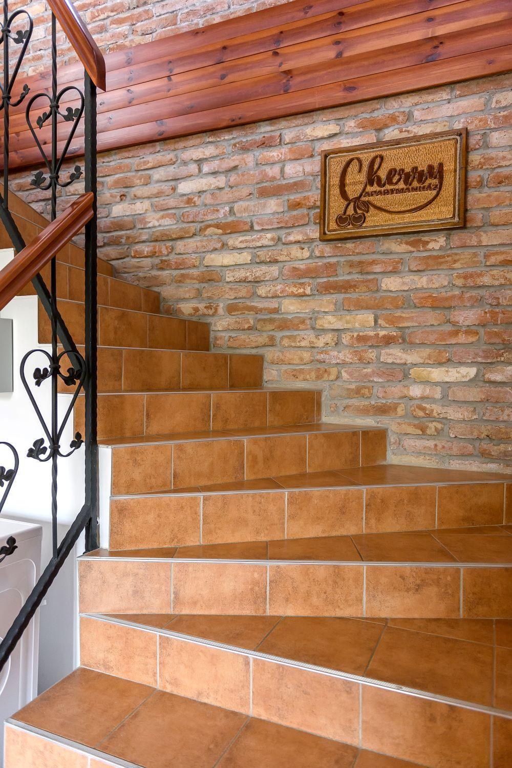 Cherry Apartmanhaz シャールヴァール エクステリア 写真