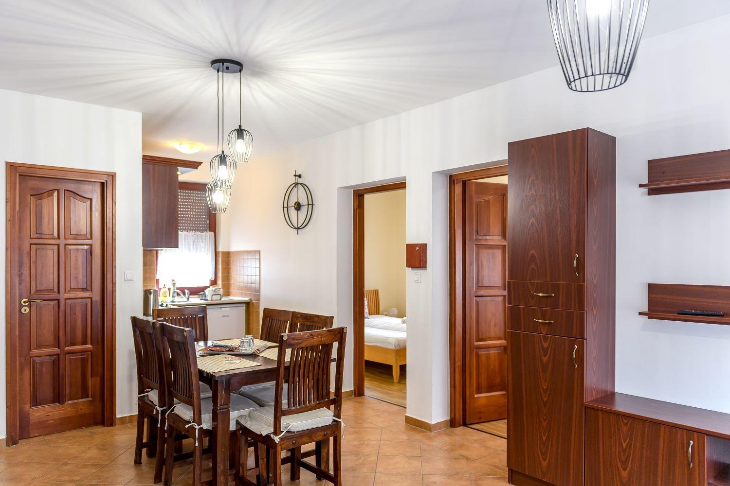 Cherry Apartmanhaz シャールヴァール エクステリア 写真
